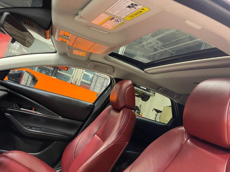 Mazda CX-30 Vehicle Image 21