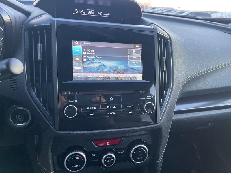 Subaru Crosstrek Vehicle Image 21