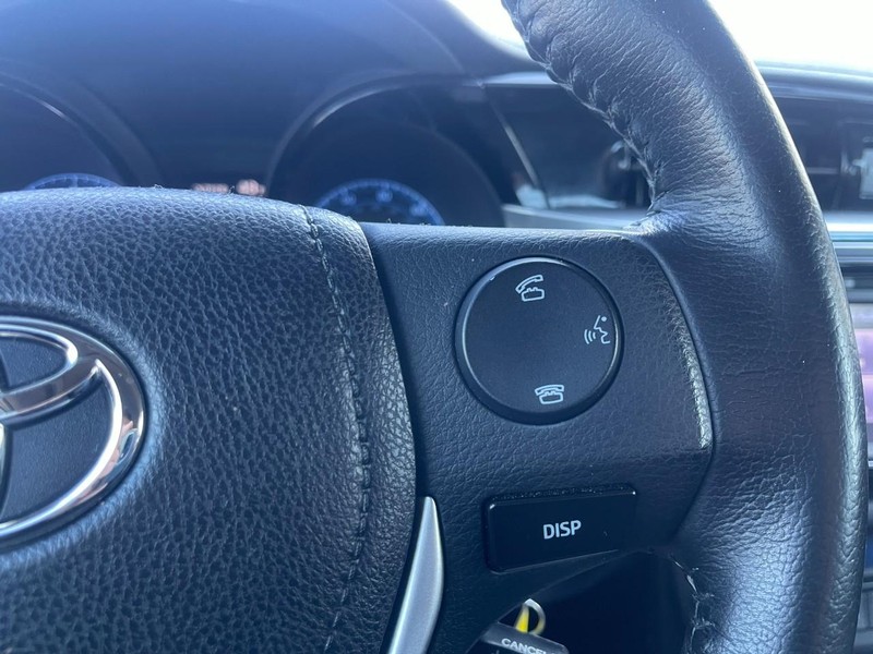 Toyota Corolla Vehicle Image 19