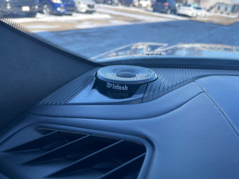 Jeep Grand Cherokee L Vehicle Image 51