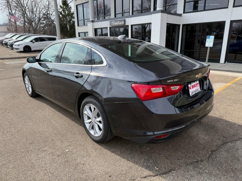 Chevrolet Malibu Vehicle Image 07