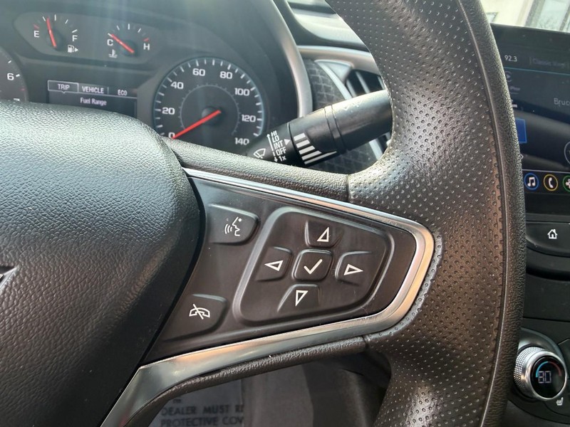 Chevrolet Malibu Vehicle Image 23