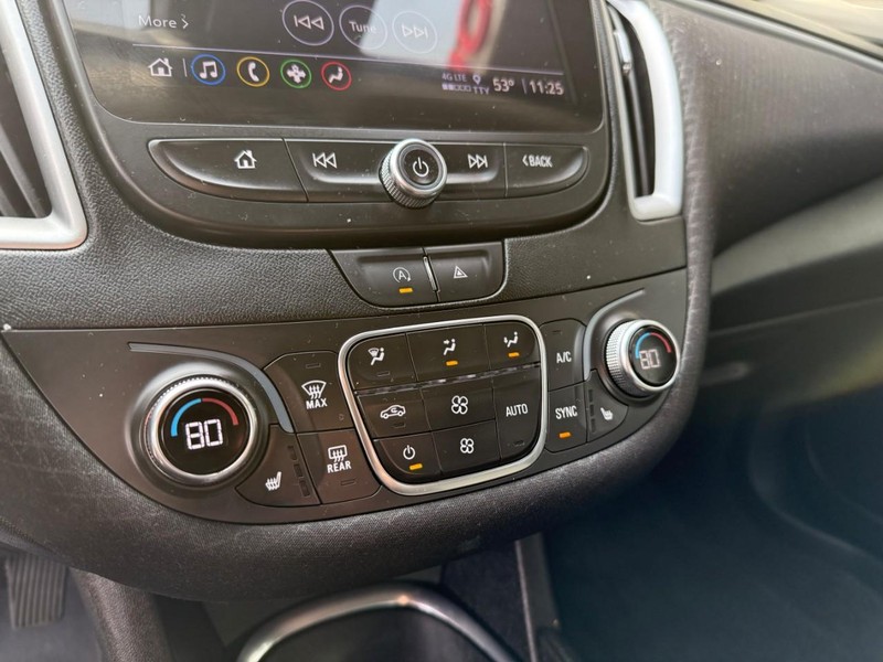 Chevrolet Malibu Vehicle Image 26