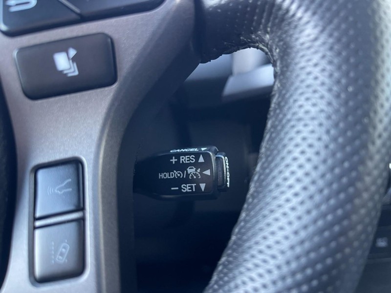 Toyota Tacoma 4WD Vehicle Image 24