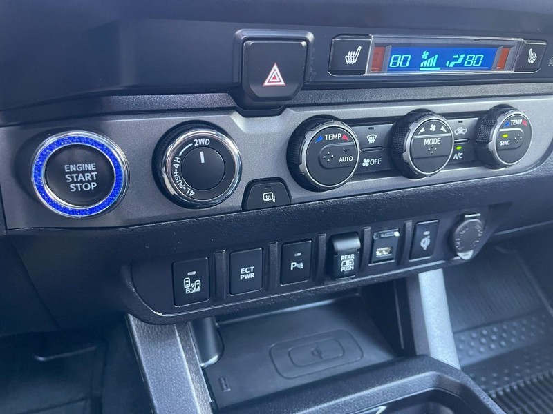 Toyota Tacoma 4WD Vehicle Image 27