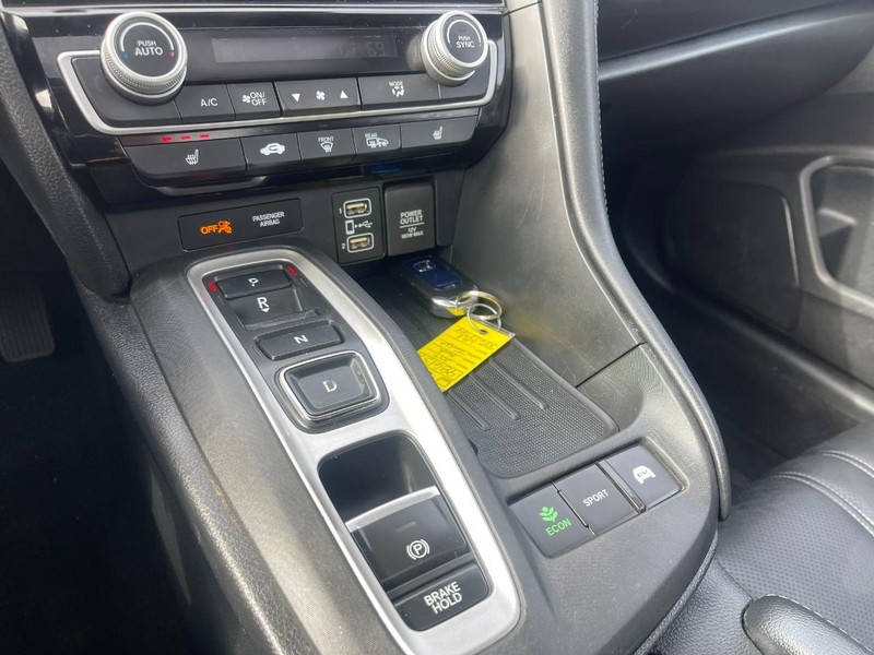 Honda Insight Vehicle Image 26