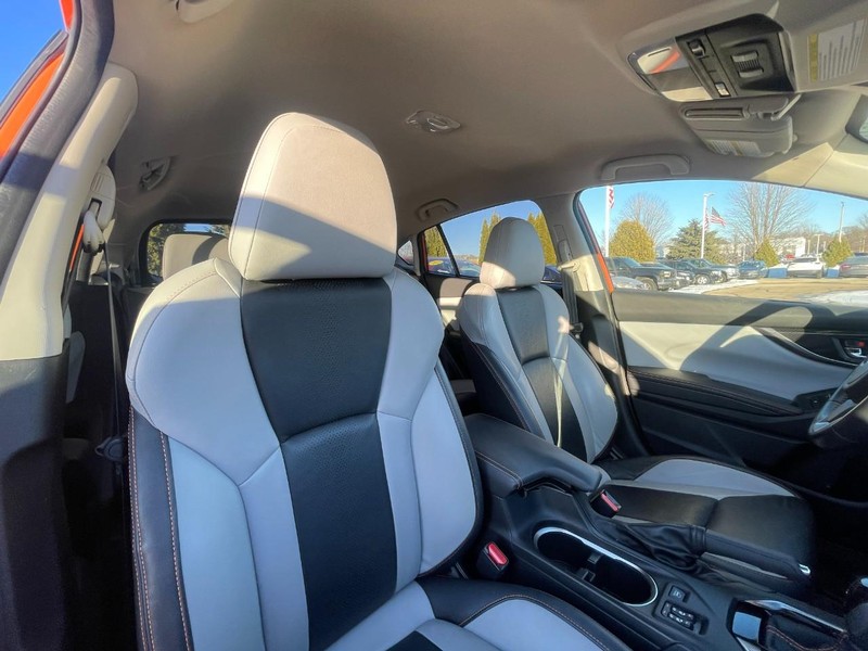 Subaru Crosstrek Vehicle Image 03