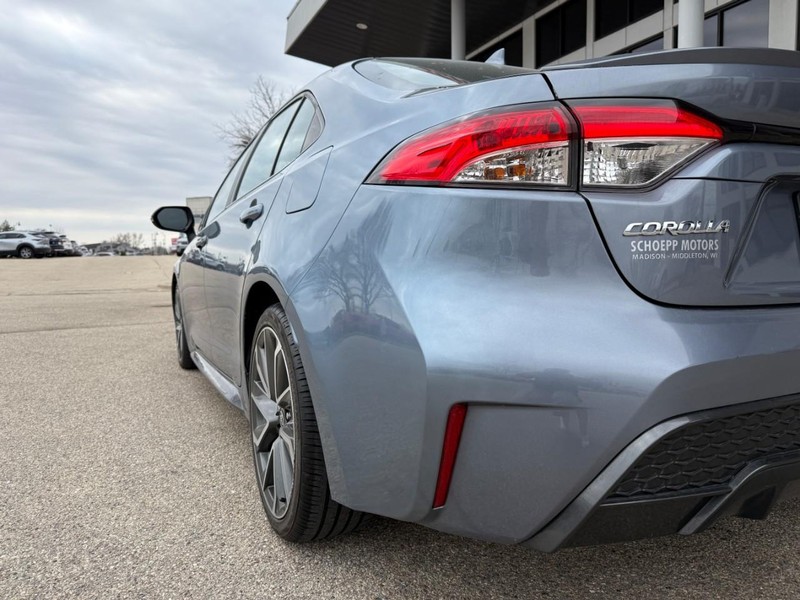 Toyota Corolla Vehicle Image 15