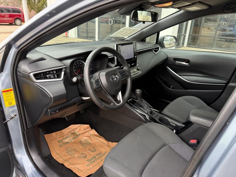 Toyota Corolla Vehicle Image 18