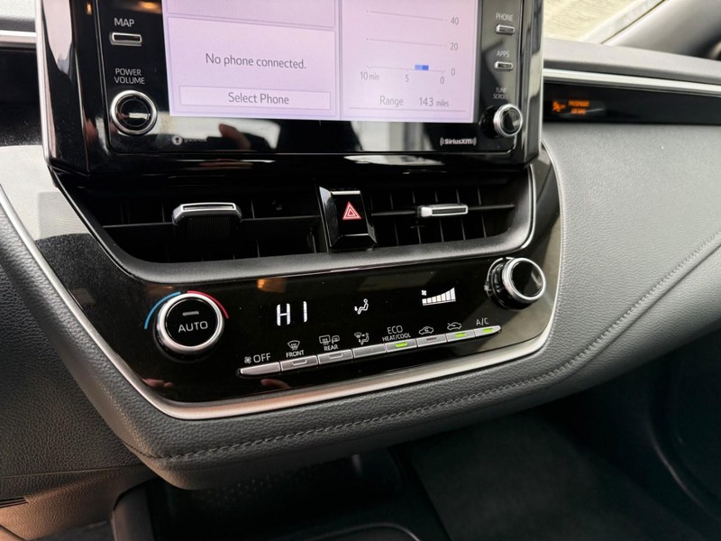 Toyota Corolla Vehicle Image 33