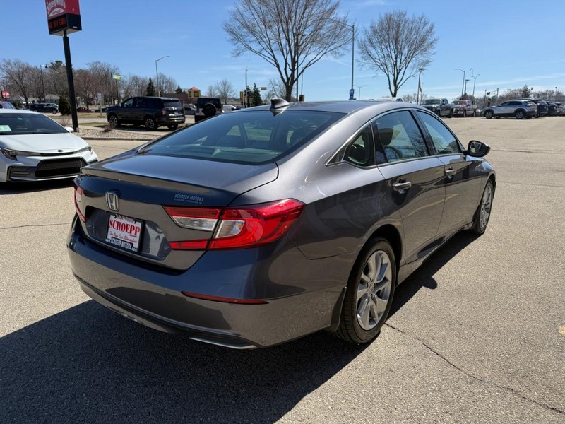 Honda Accord Sedan Vehicle Image 13