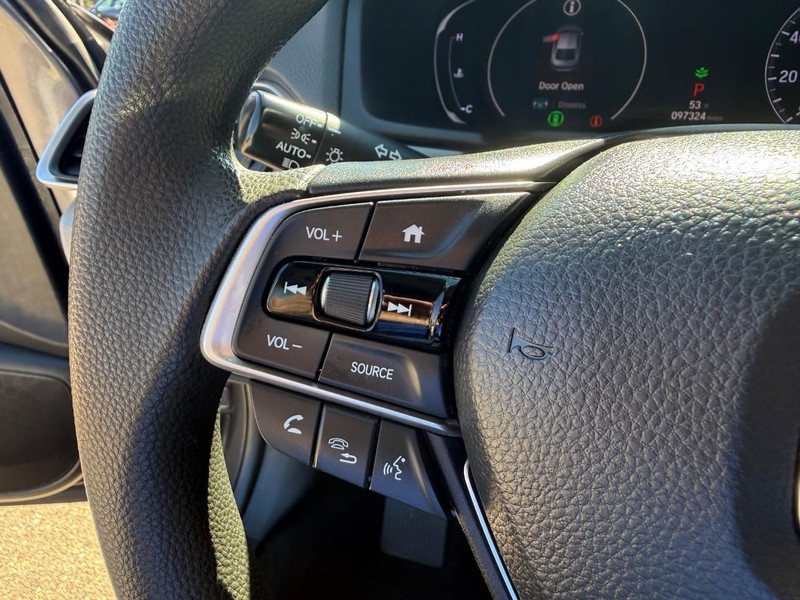 Honda Accord Sedan Vehicle Image 21