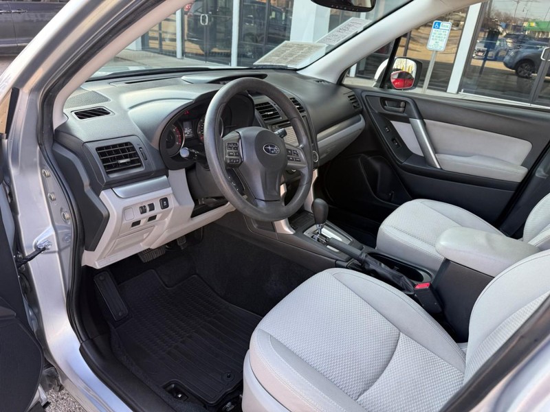 Subaru Forester Vehicle Image 10