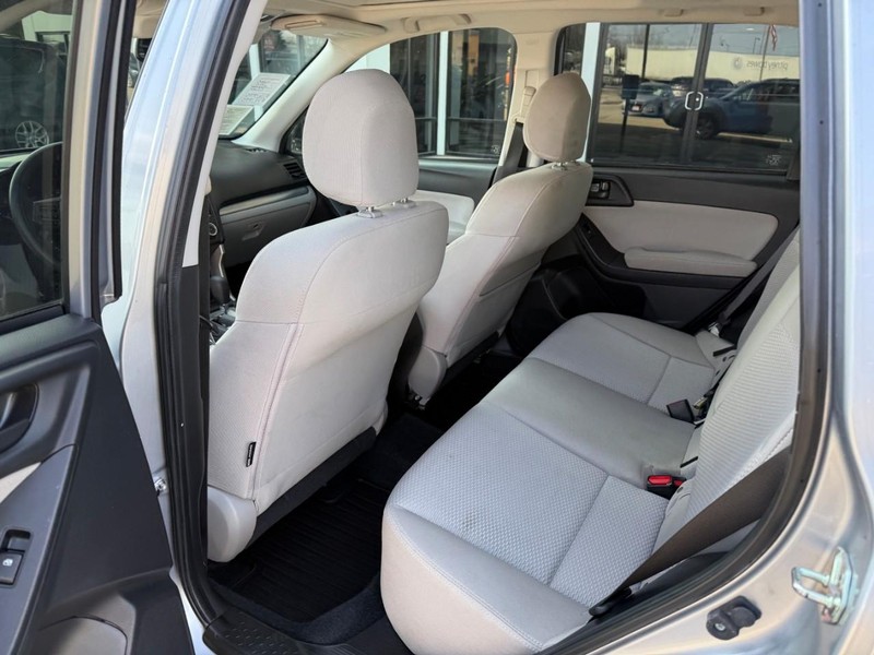 Subaru Forester Vehicle Image 12