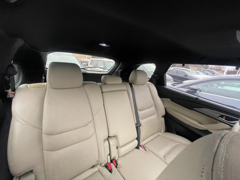 Mazda CX-9 Vehicle Image 05