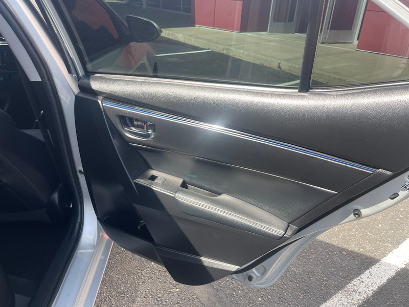 Toyota Corolla Vehicle Image 08