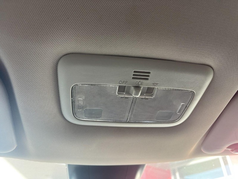 Toyota Corolla Vehicle Image 22