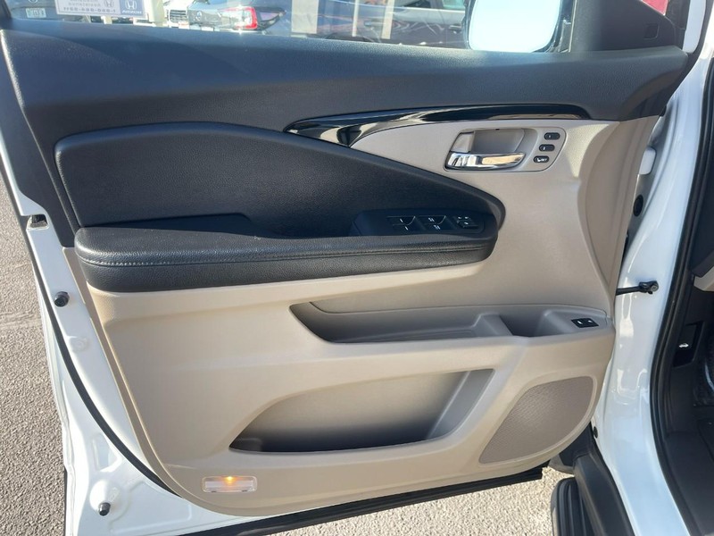 Honda Pilot Vehicle Image 24