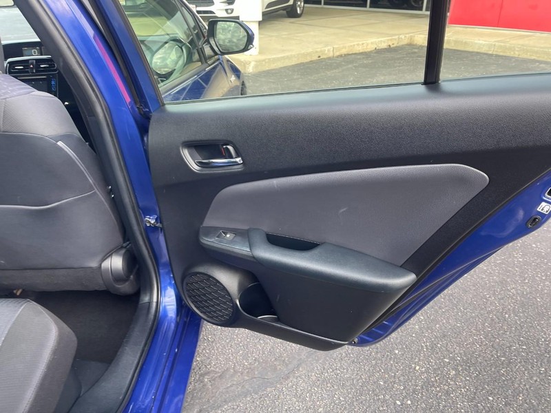 Toyota Prius Vehicle Image 10
