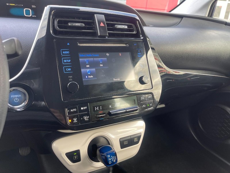 Toyota Prius Vehicle Image 20