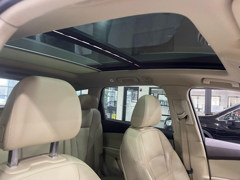 Audi Q7 Vehicle Image 03