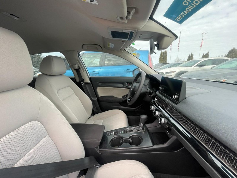 Honda Civic Sedan Vehicle Image 03