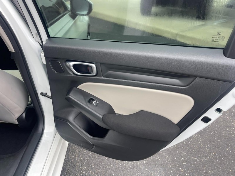 Honda Civic Sedan Vehicle Image 09