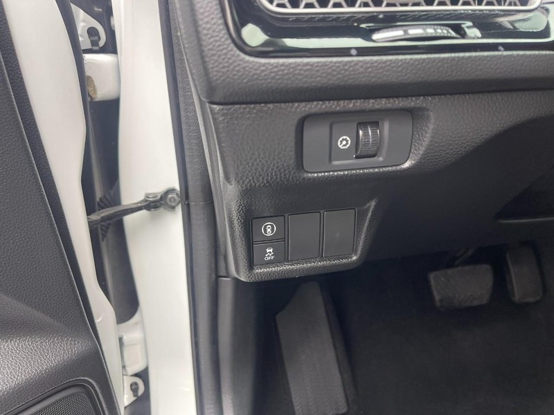 Honda Civic Sedan Vehicle Image 14