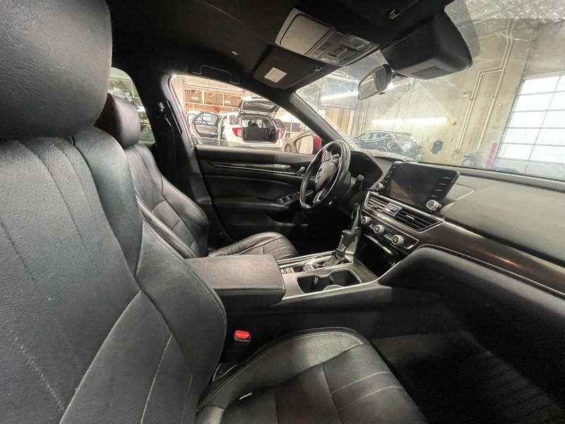 Honda Accord Sedan Vehicle Image 03