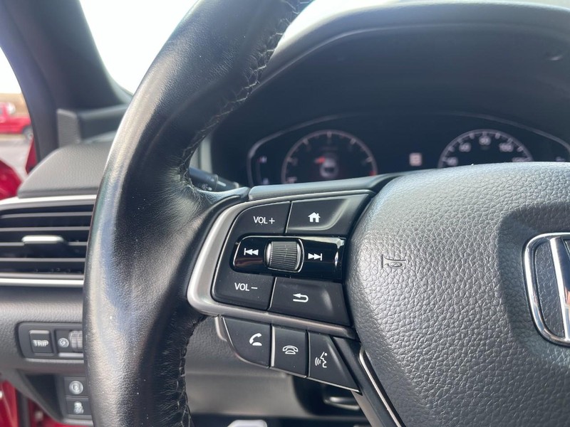 Honda Accord Sedan Vehicle Image 21