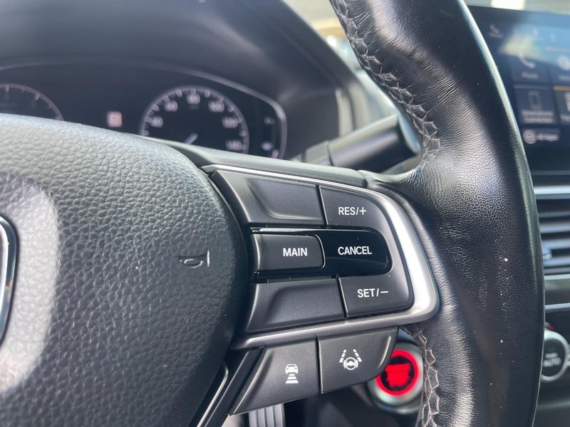 Honda Accord Sedan Vehicle Image 22