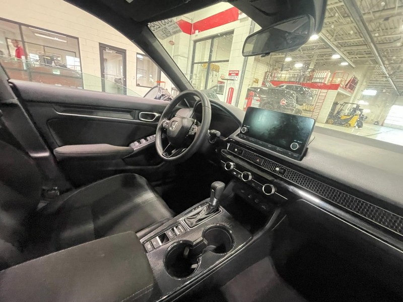 Honda Civic Sedan Vehicle Image 05