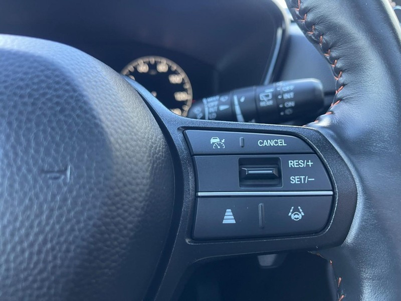 Honda CR-V Hybrid Vehicle Image 28