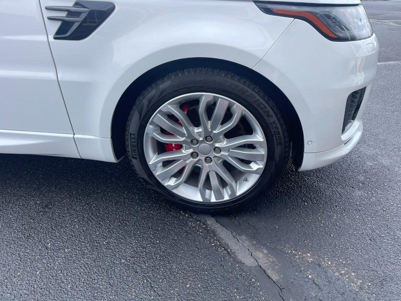 Land Rover Range Rover Sport Vehicle Image 08