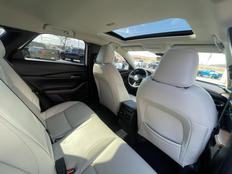 Mazda CX-30 Vehicle Image 15