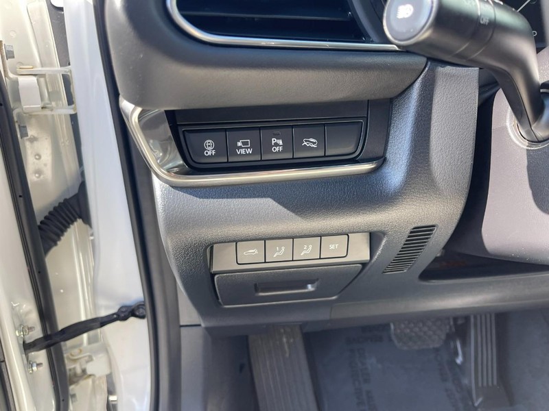 Mazda CX-30 Vehicle Image 23