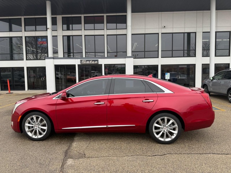 Cadillac XTS Vehicle Image 08