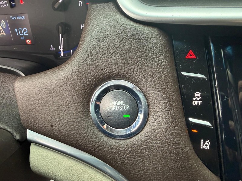 Cadillac XTS Vehicle Image 26