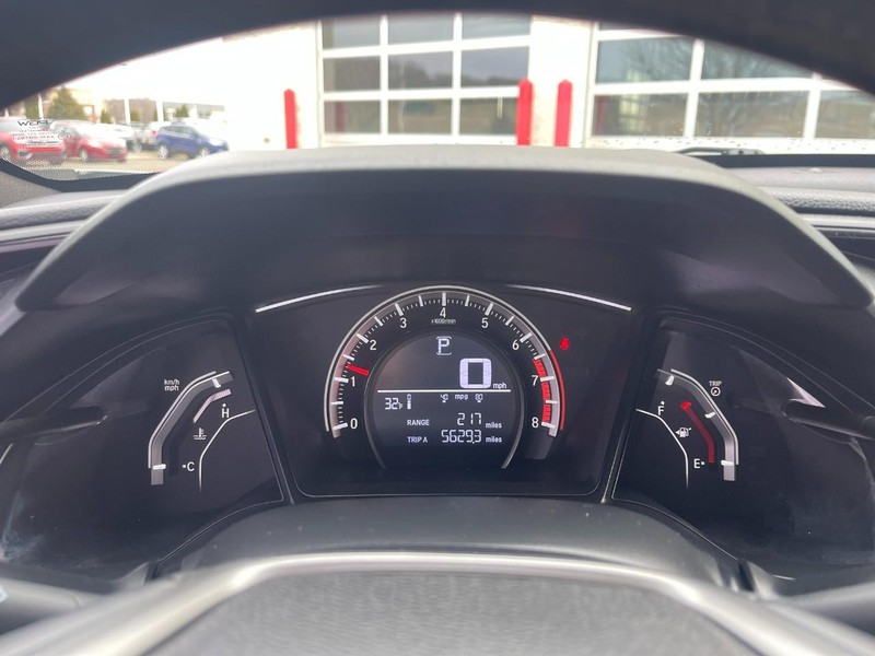 Honda Civic Hatchback Vehicle Image 20