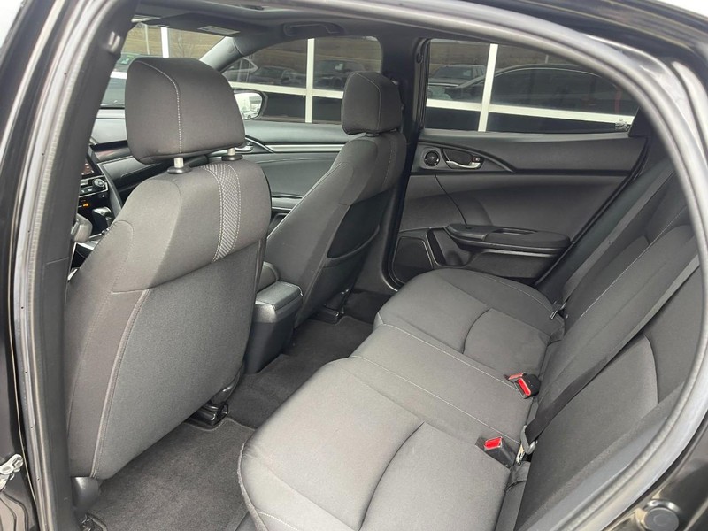 Honda Civic Hatchback Vehicle Image 18