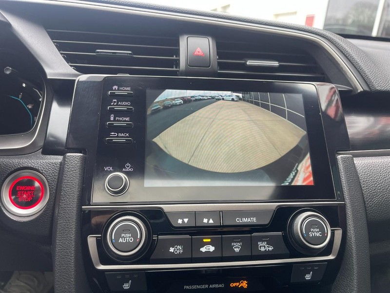 Honda Civic Hatchback Vehicle Image 29