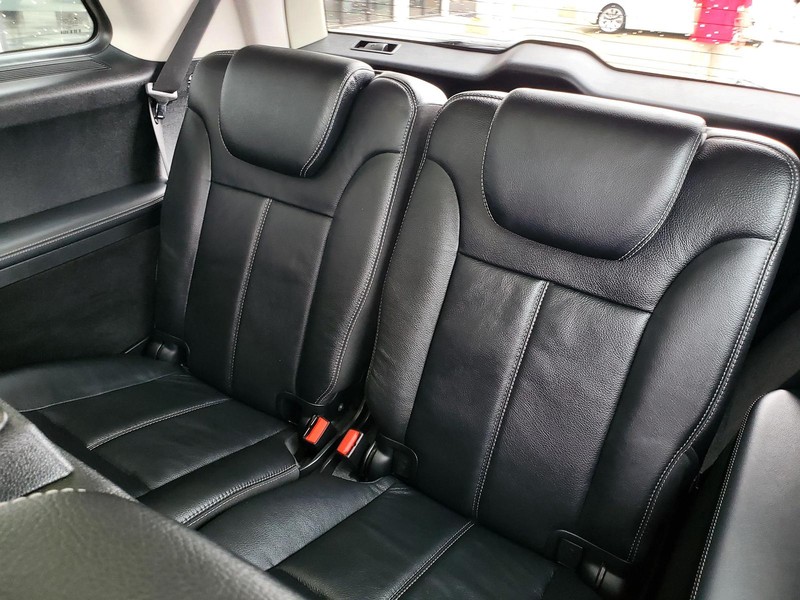 Mercedes-Benz GL-Class Vehicle Image 19