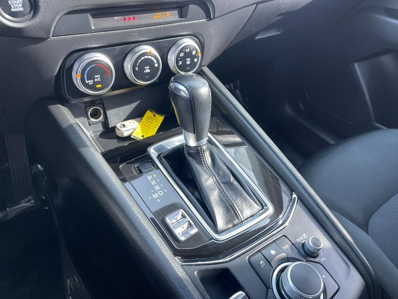 Mazda CX-5 Vehicle Image 25