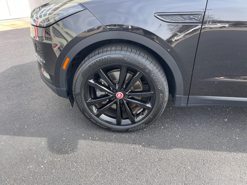 Jaguar E-Pace Vehicle Image 06