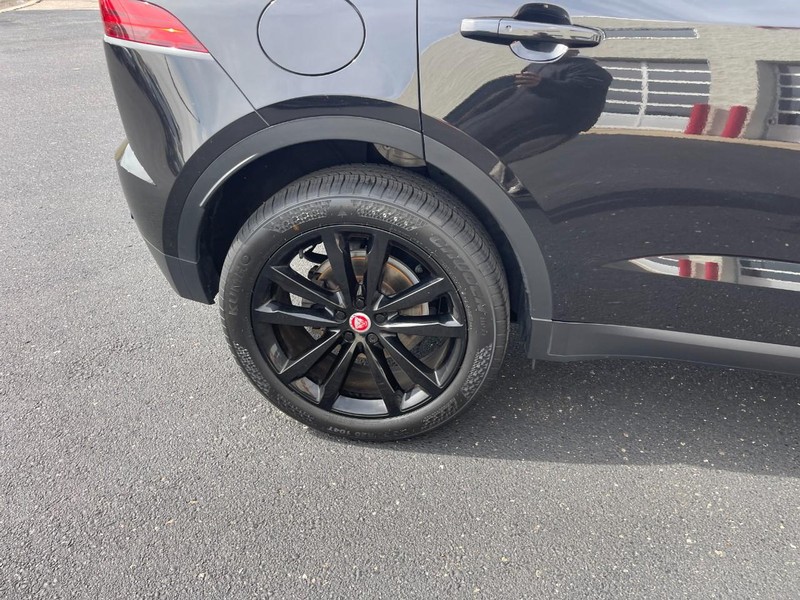 Jaguar E-Pace Vehicle Image 08