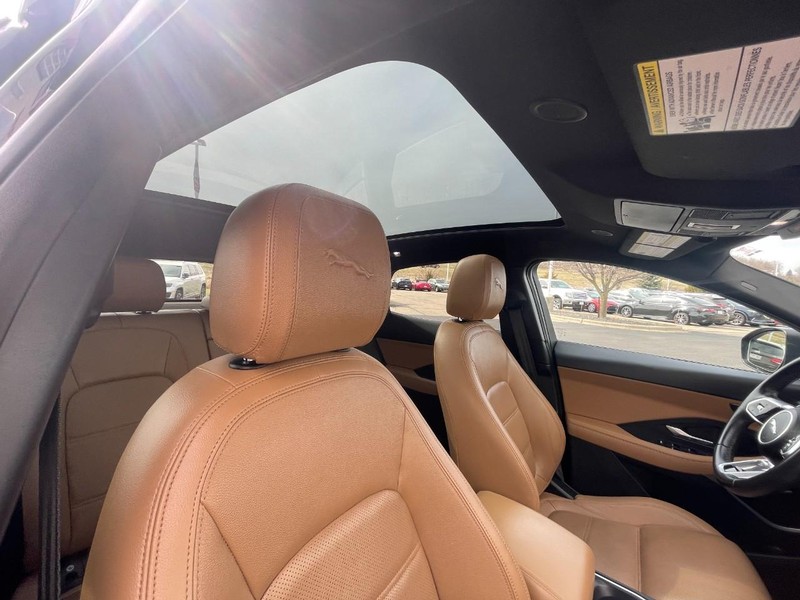 Jaguar E-Pace Vehicle Image 10