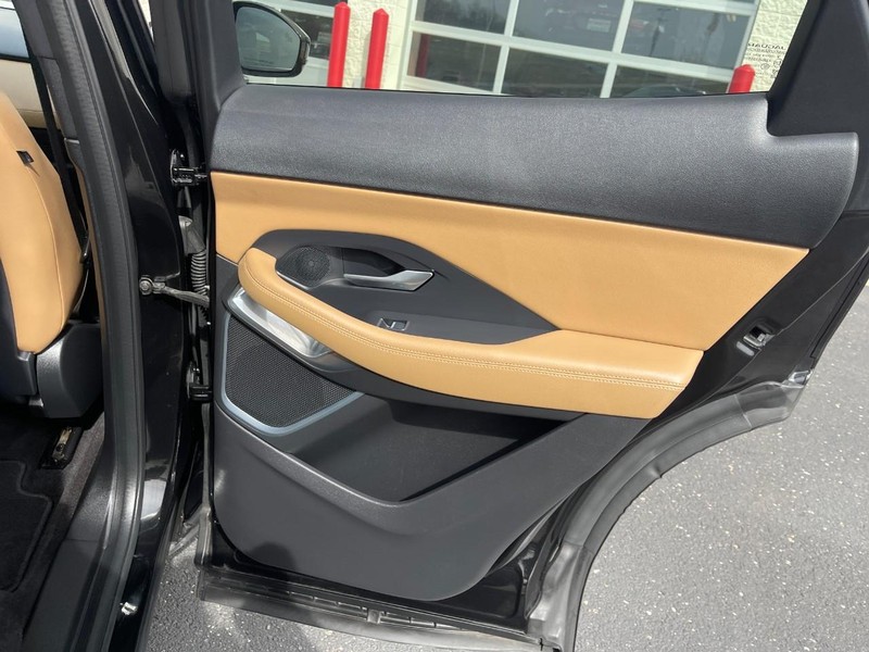 Jaguar E-Pace Vehicle Image 15