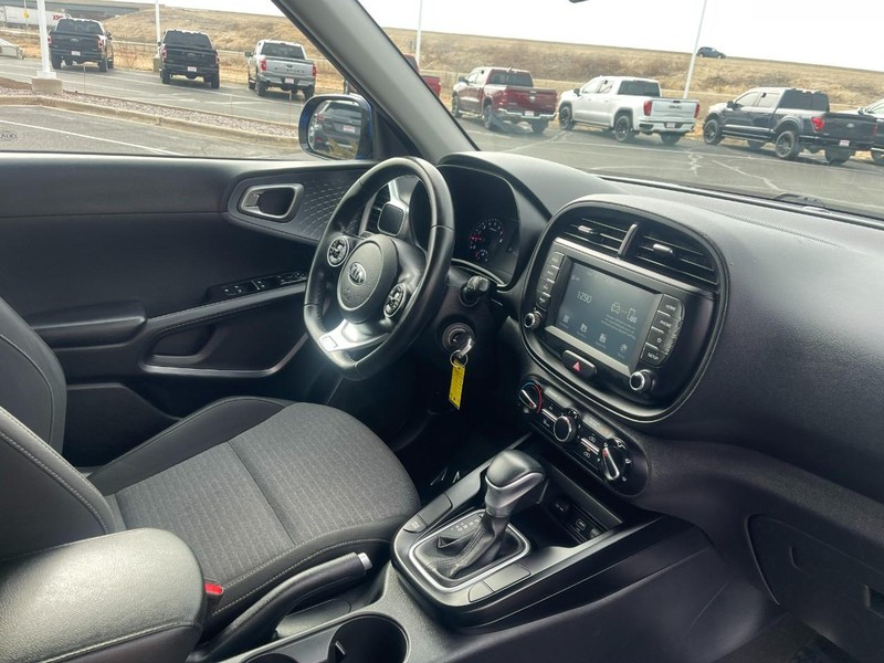 Kia Soul Vehicle Image 09