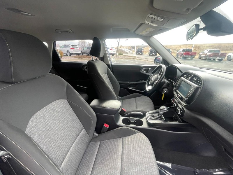 Kia Soul Vehicle Image 10