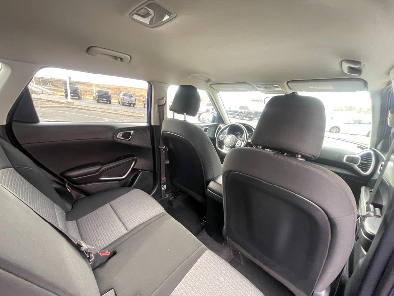 Kia Soul Vehicle Image 13